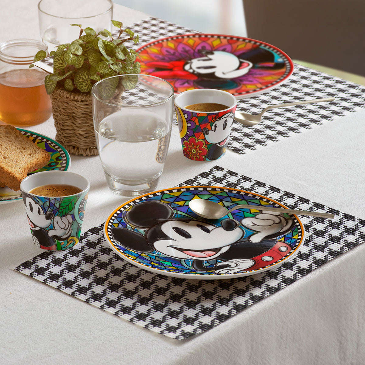 Set 7 Nachtisch-Teller Disney Forever & Ever D. 19 cm 103008