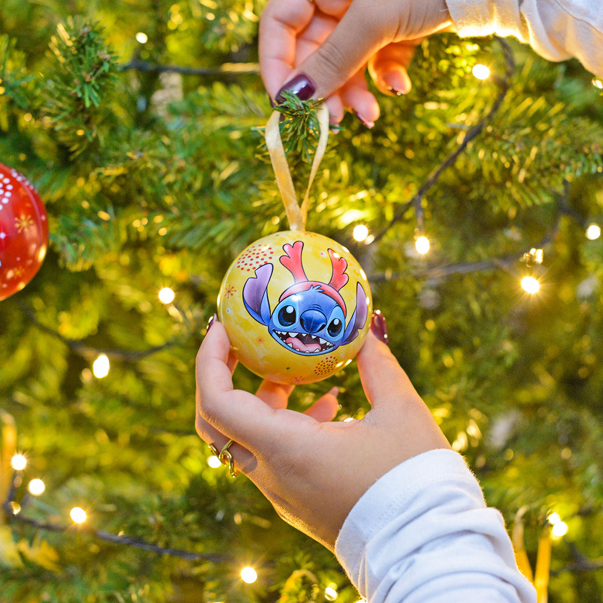 Palla di Natale Stitch d 7 gialla