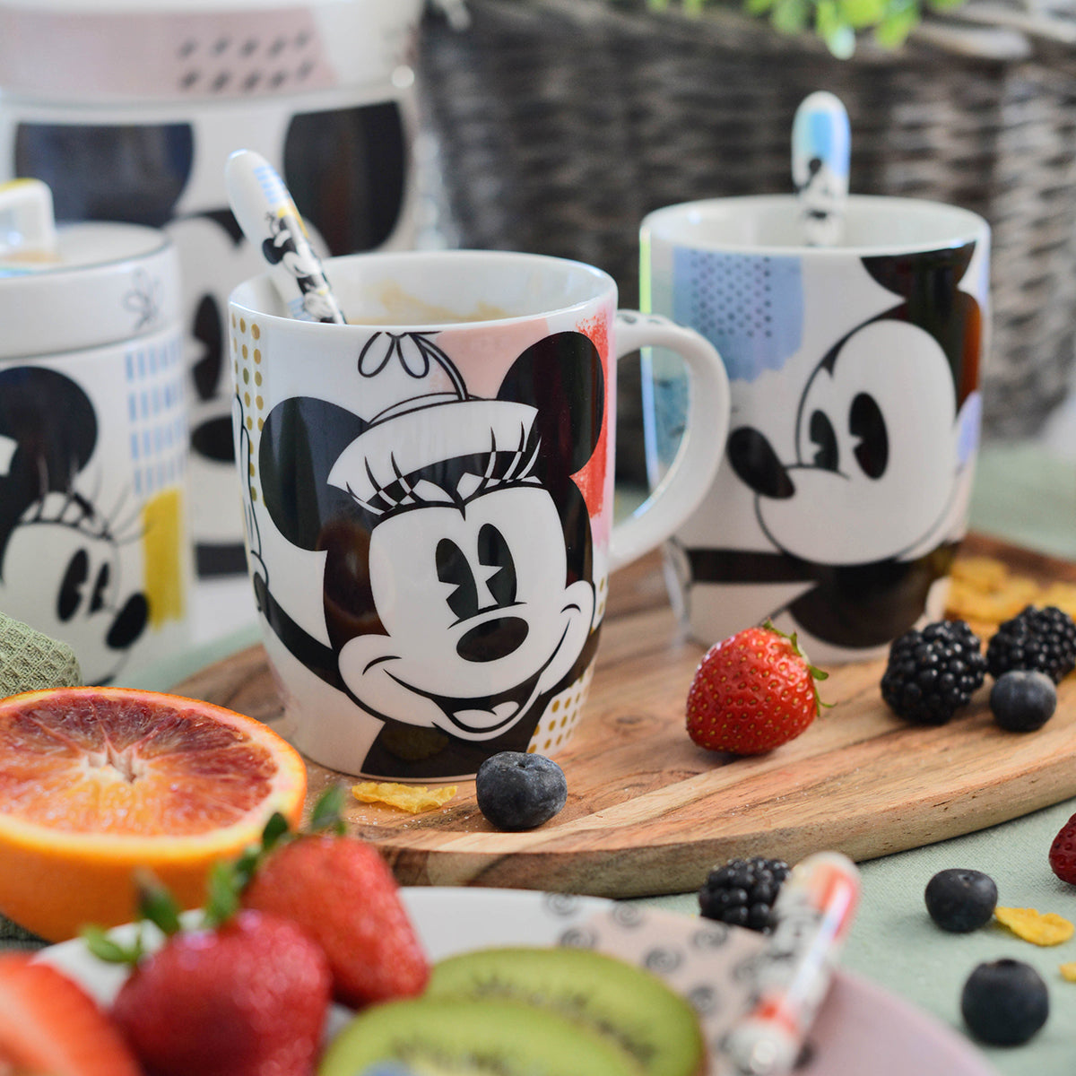 Minnie Mouse Enjoy Pink Mug 420 ml